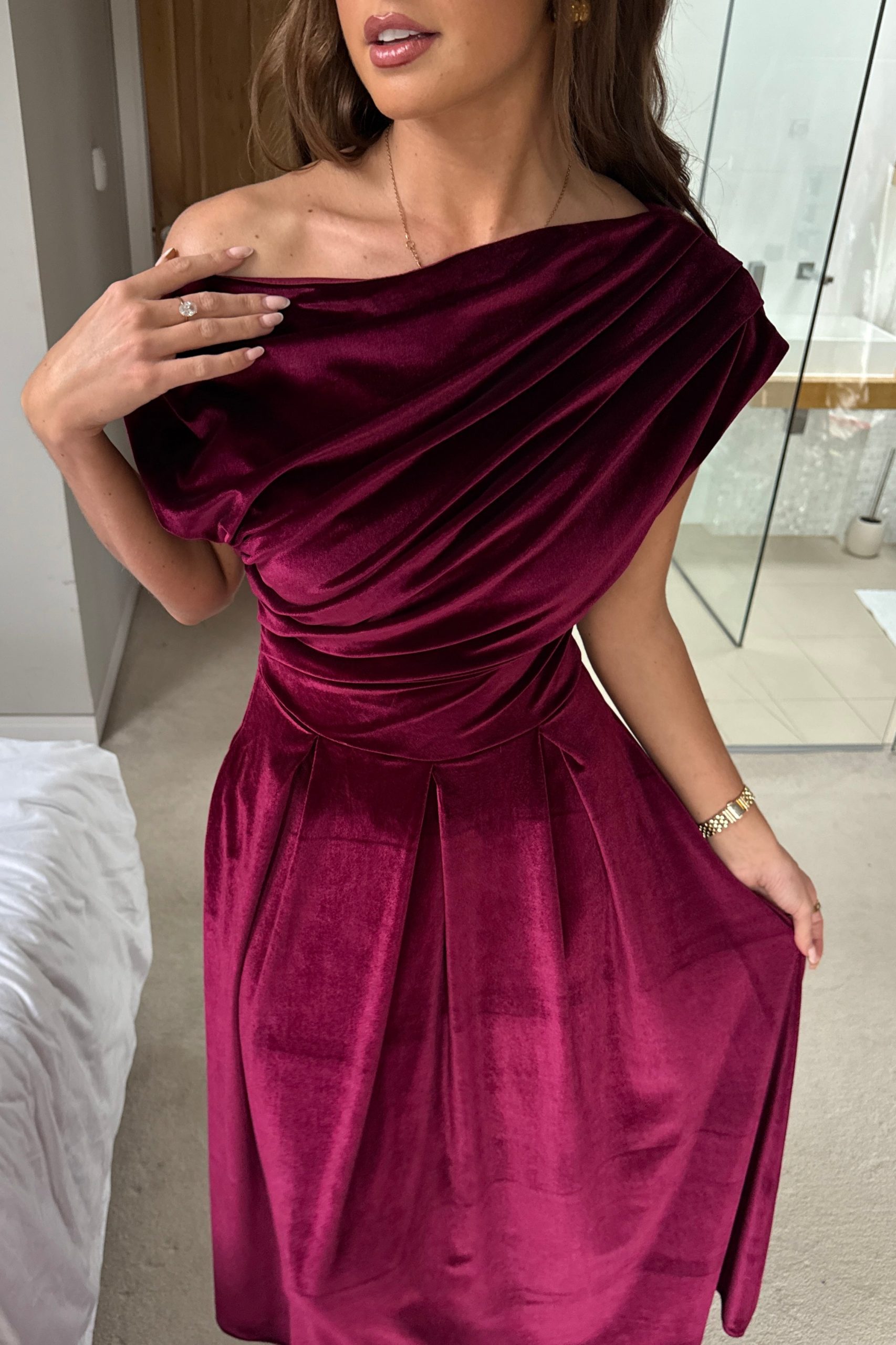 Betty Asymmetric Neckline Skater Midi Berry Velvet - Image 2