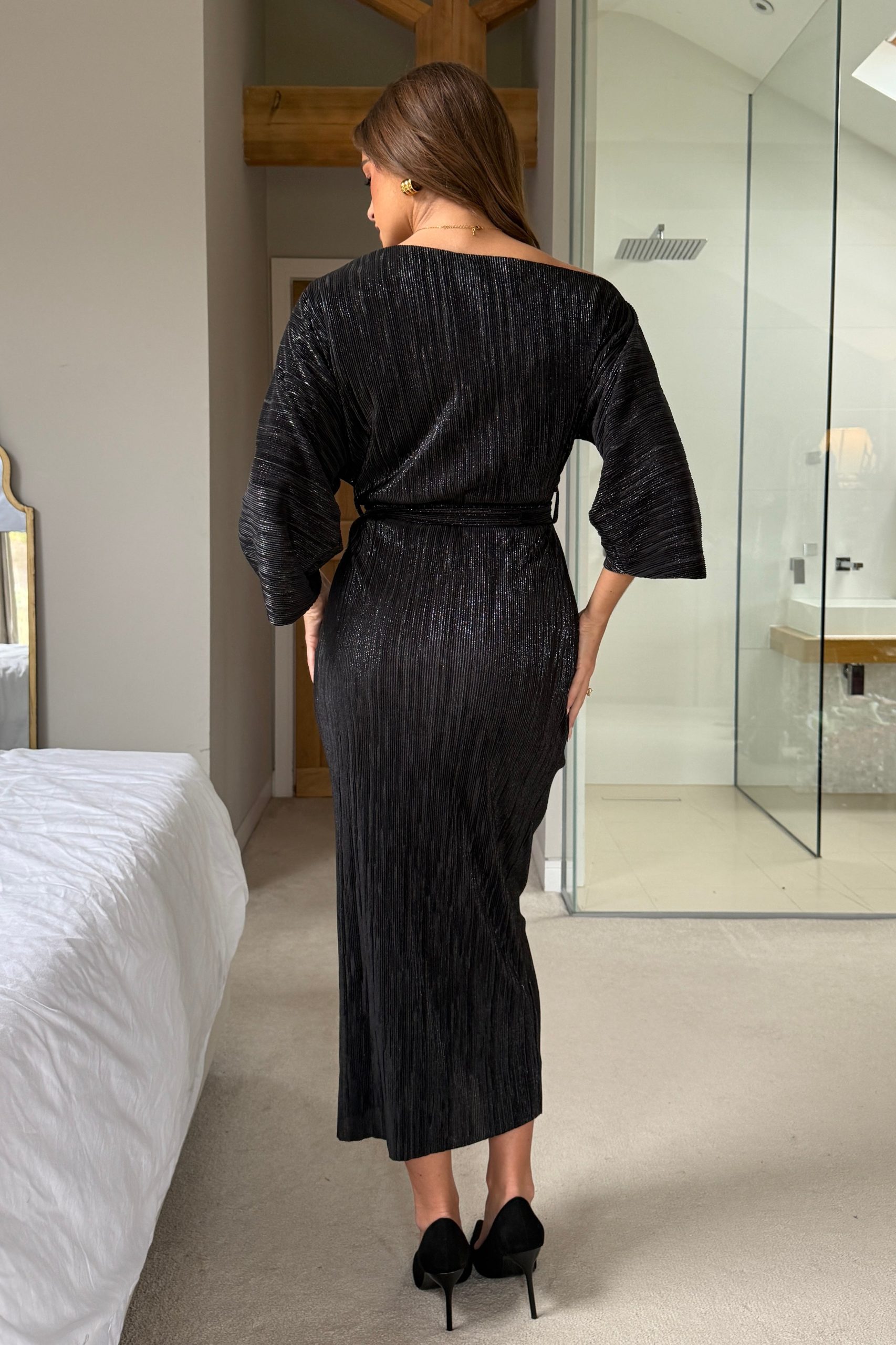 Vendy Off The Shoulder Ruched Detail Midi Dress Metallic Black - Image 5