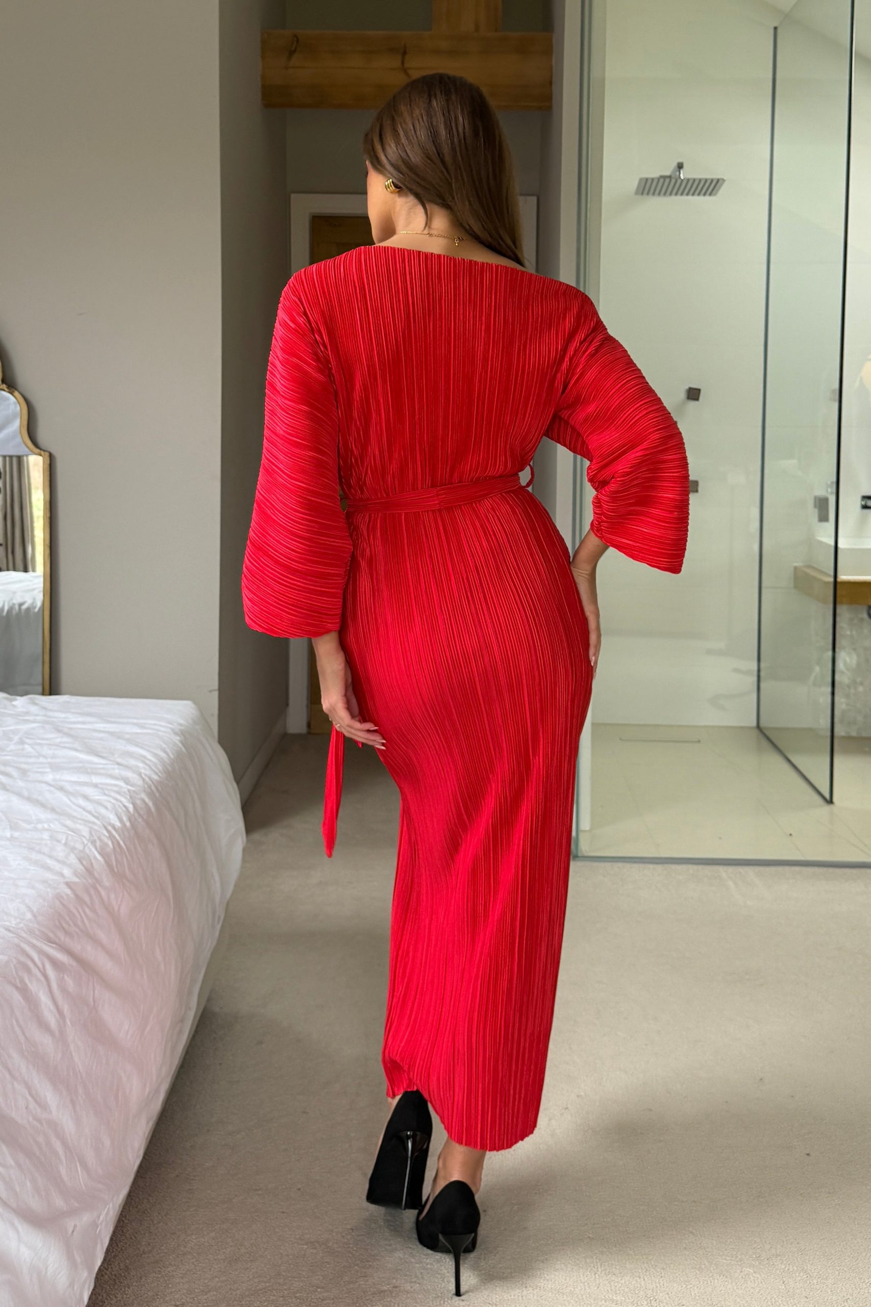 Vendy Off The Shoulder Ruched Detail Midi Dress Red - Image 5